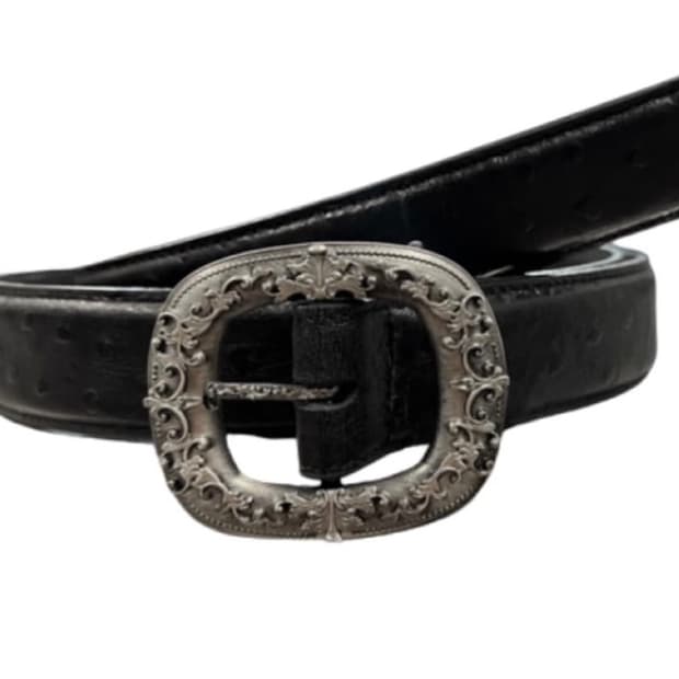 언더마이카 실버버클 구매합니다.