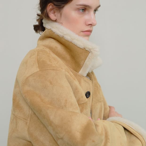 이브세이지 스웨이드 하프 무스탕 베이지