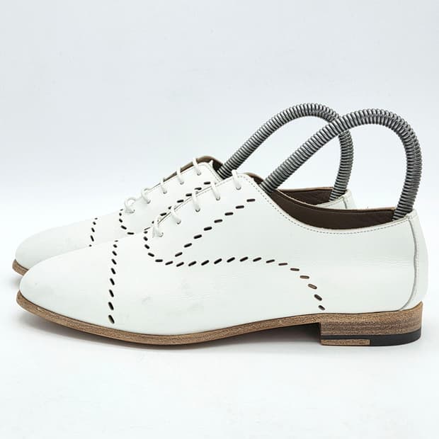 에르메스 우먼스 펀칭 로퍼 화이트 (36 1/2)