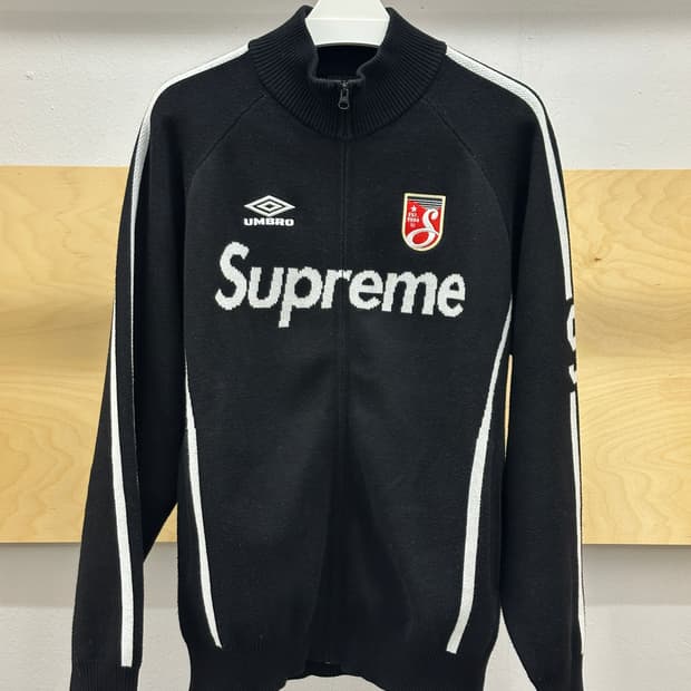 [L] 슈프림 X 엄브로 집업 스웨터 블랙