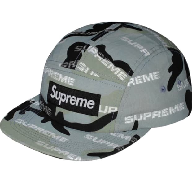 슈프림 리플렉티브 자카드 캠프캡 아크틱 우드랜드 카모 24FW