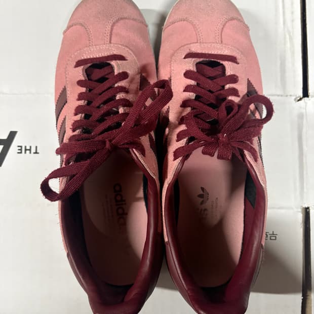 아디다스 가젤 핑크