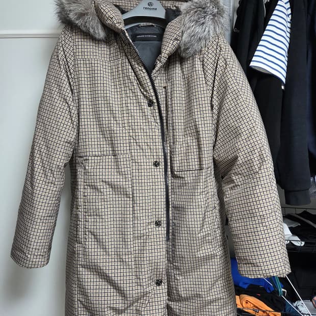 지오지아 체크 구스다운 롱패딩