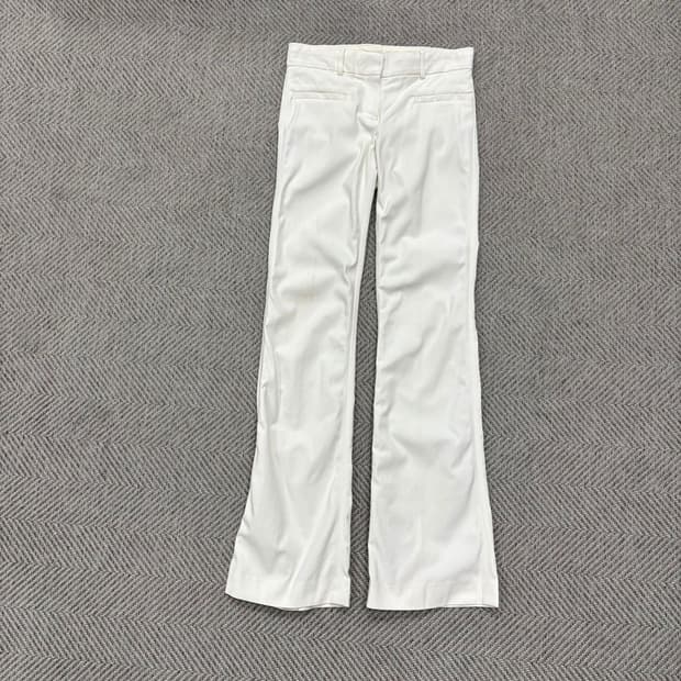 띠어리 화이트 부츠컷 팬츠  v0268