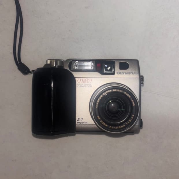 올림푸스 CAMEDIA C-2040 ZOOM 빈티지 디카