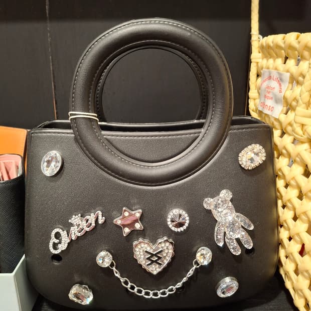 (마지막특가) 블랙 큐빅 지비츠 미니 토트백 새상품