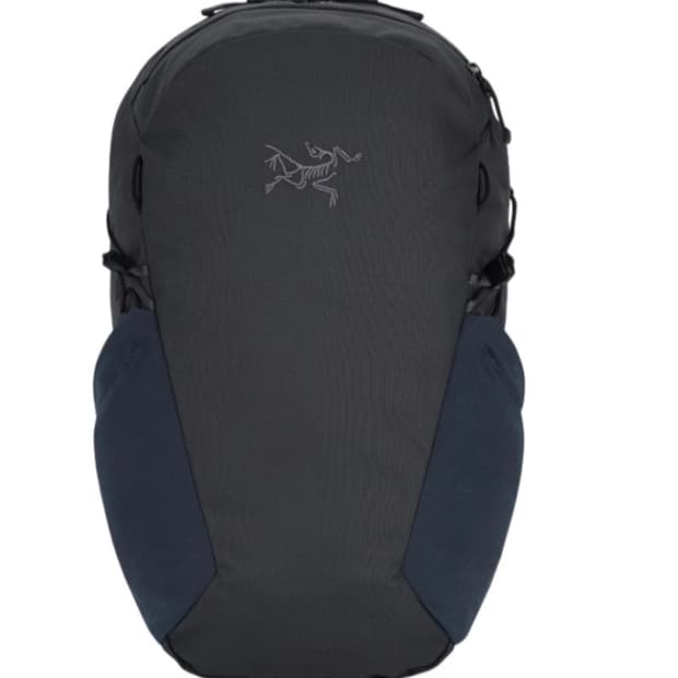 아크테릭스 맨티스16 그라파이트