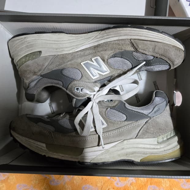 뉴발란스 992 그레이 285 D 스니커즈. 275~280