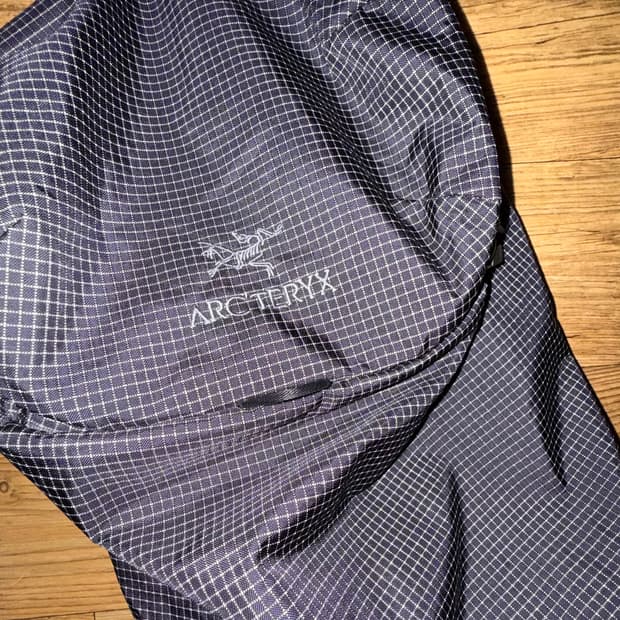 아크테릭스 컨실 15 백팩 블랙