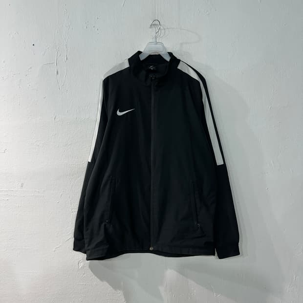 나이키 바람막이 자켓 105