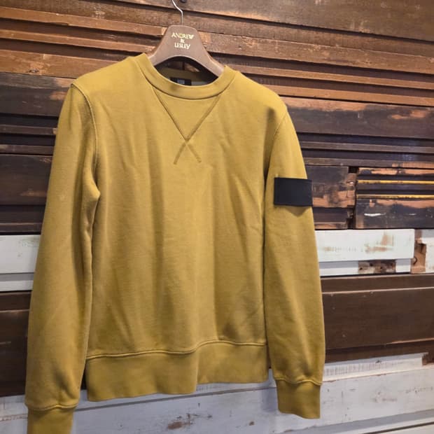 오니츠카 타이거 스웻