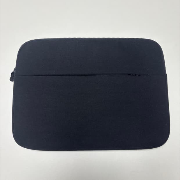 ANF 포켓 노트북파우치 15인치 (사용감 없음)