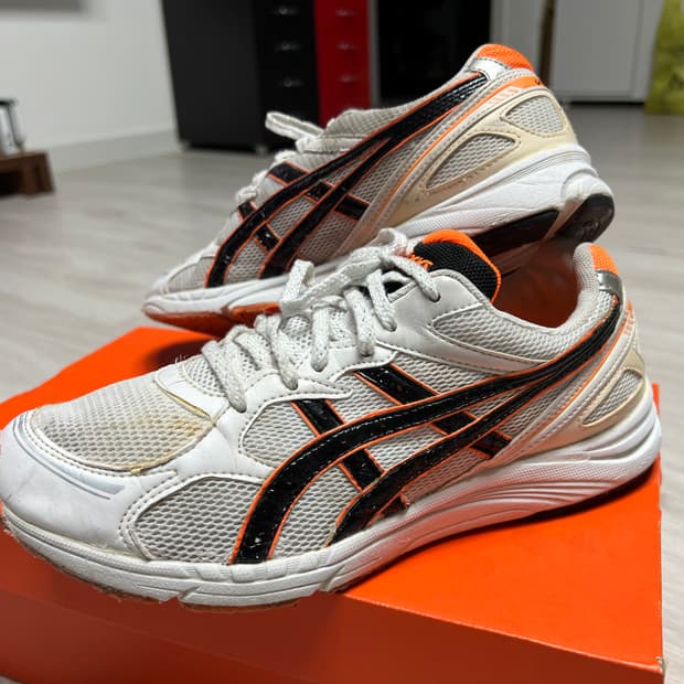 [260] 아식스 111231003 하이퍼대쉬