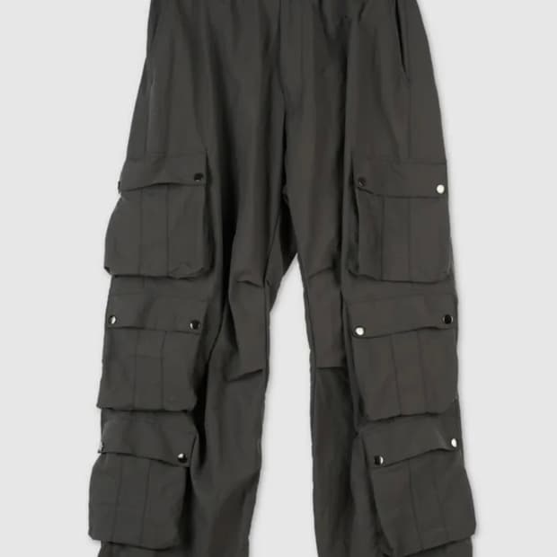 류영 멀티 포켓 나일론 팬츠