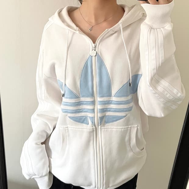 zip up hoodie
