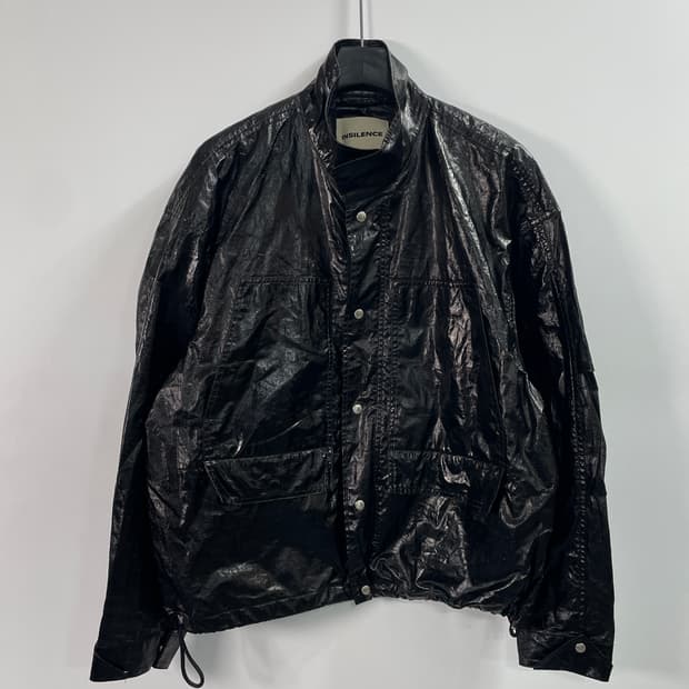 인사일런스 메탈릭 바이커 코팅자켓 (on.557)