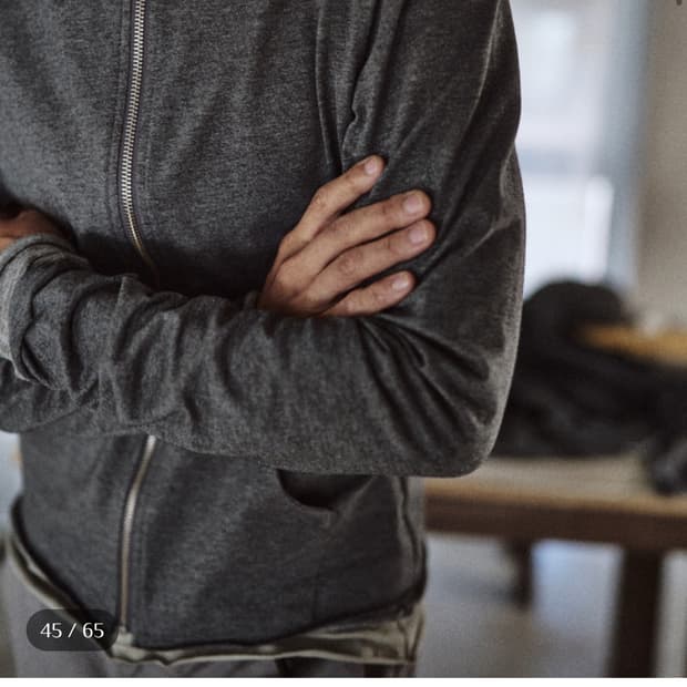 모노프리베 텍스쳐드 후드집업 차콜