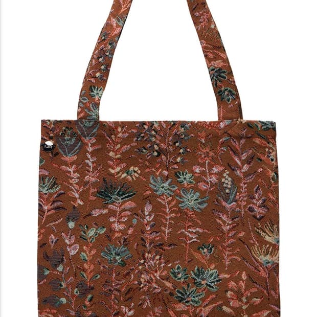 구함!! Bless Multicolor Gobelin Tote