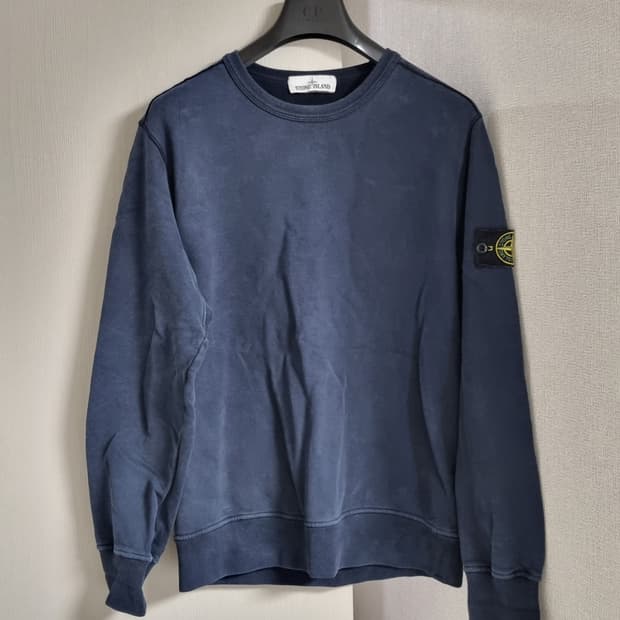 스톤아일랜드 맨투맨