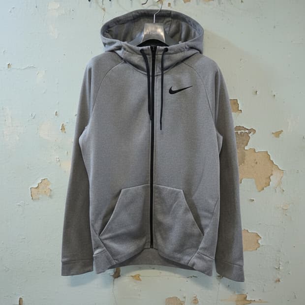 나이키 드라이핏 후드집업 S 회색
