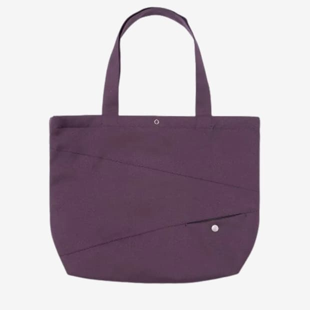 큐레이티드 퍼레이드 Crevice Tote Bag