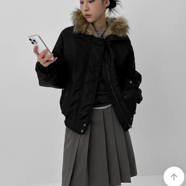 블랙업 누닐 퍼트리밍 후드 점퍼 블랙 팔아요