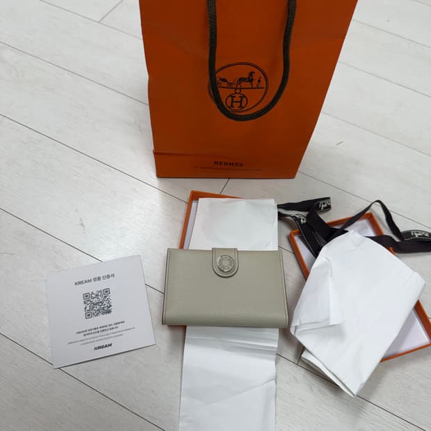 에르메스 RMS 카드 지갑 에버컬러 베통색  상태 9.9999/10  하