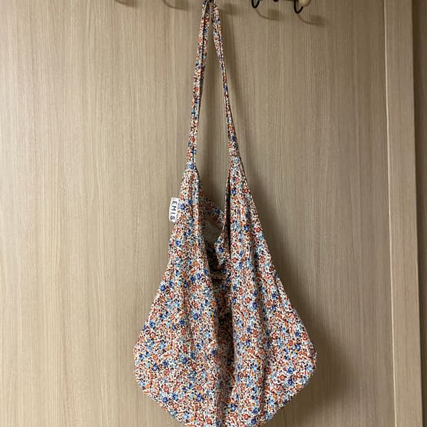 Emis 플라워 코듀로이 에코백