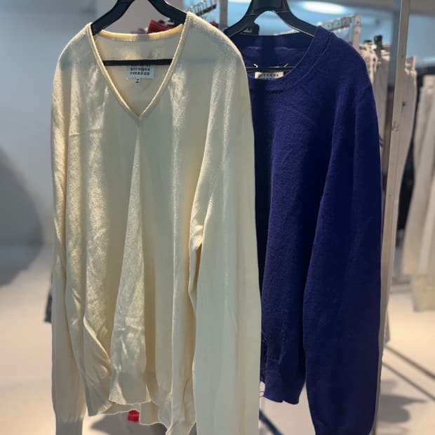 메종 마르지엘라 니트