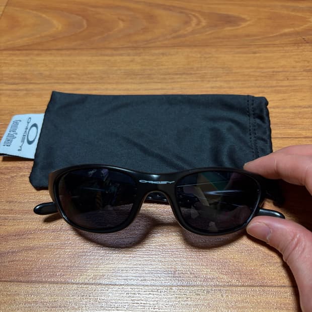 오클리 파이브스 1.0 블랙