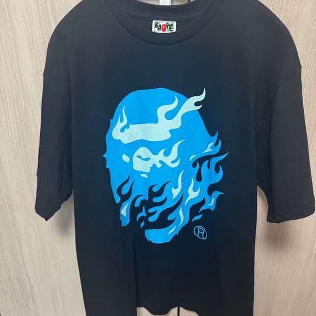 베이프 플레임 에이프 헤드 티셔츠 블랙 XL