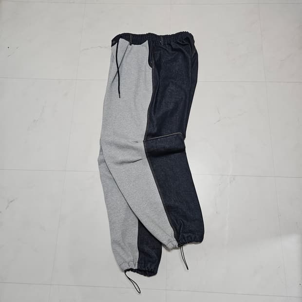 아더피츠 와이드 데님 스웻 배색 조거팬츠
