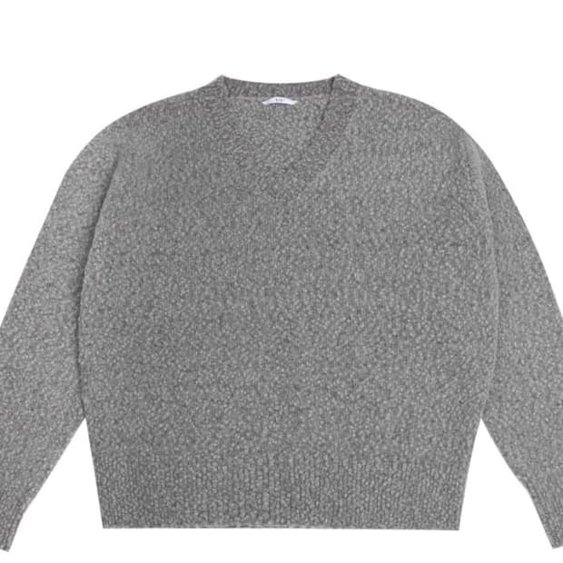 [L] stu 카센티노 브이넥 니트 새상품