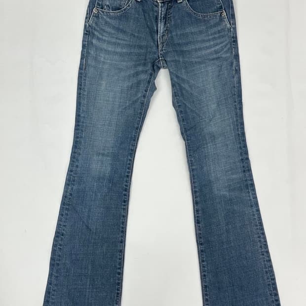 로우라이즈 슬림 워싱 부츠컷 데님팬츠 