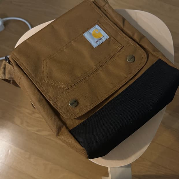 칼하트 크로스백