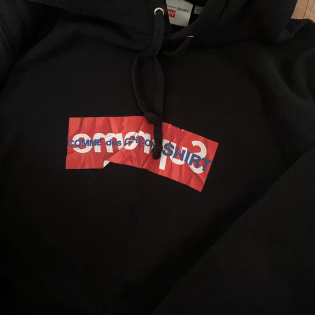 슈프림x꼼데가르송 셔츠 박스 로고 후드와 베트멍 캡 모자 일괄 판매합니다