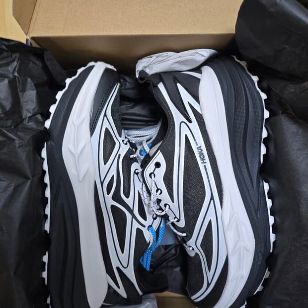 호카 스틴슨 원7 도버스트릿 265 새상품