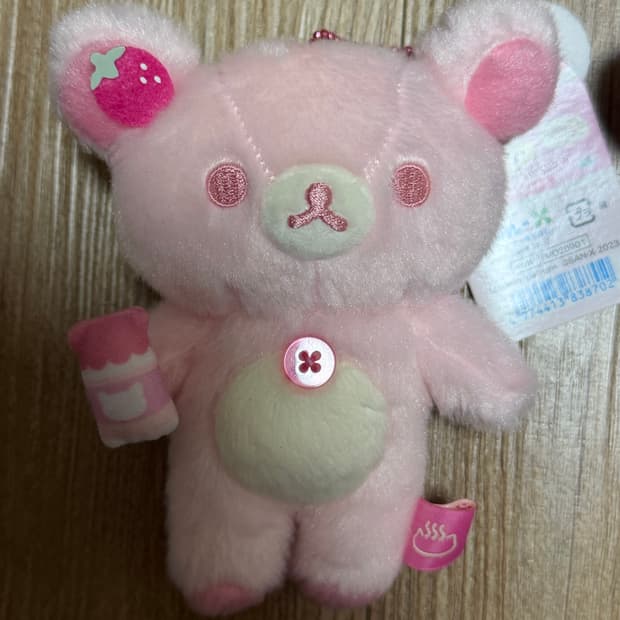 딸기우유 코리락쿠마 인형 키링 온천