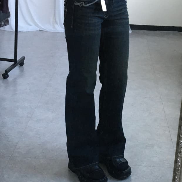 Stitch point denim pants