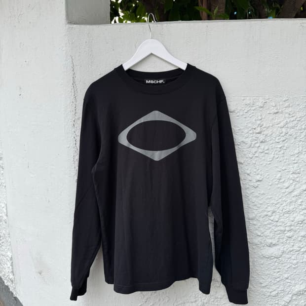 MSCHF 미스치프 긴팔티