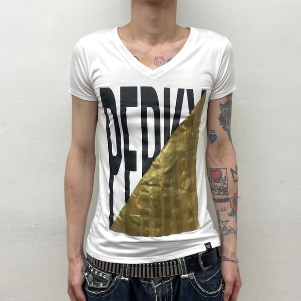 Gold triangle black lettering T-shirt