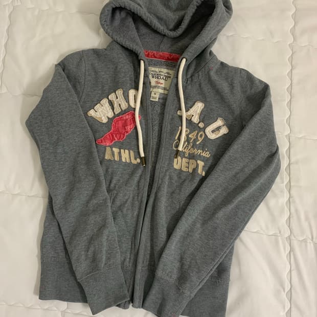 후아유 후드집업