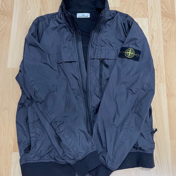 톤아일랜드 가먼트 다이드 크링클 렙스 바람막이 차콜