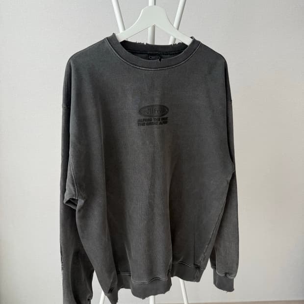 헤리티지플로스 Alfred 라인 맨투맨 (L)