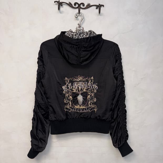 Black shirring embroidered stud 후드집업