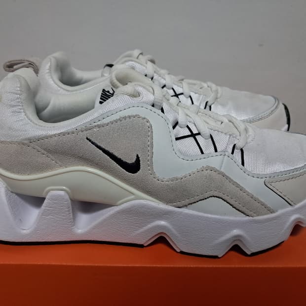 나이키 런닝화 230