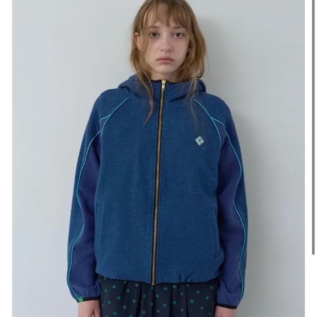 품절상품)노컨텐츠 Line Hooded Jumper