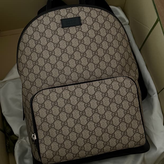 구찌 GG 수프림 에덴 백팩