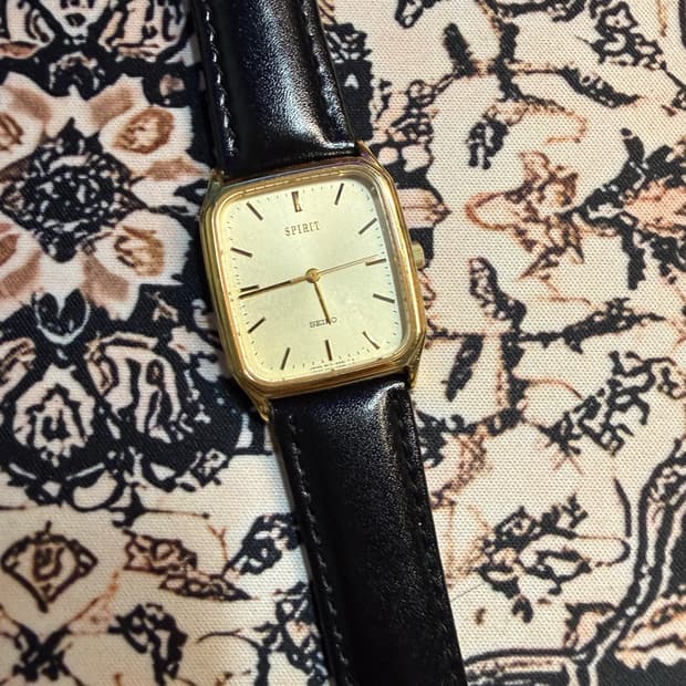 SEIKO 빈티지 쿼츠 시계
