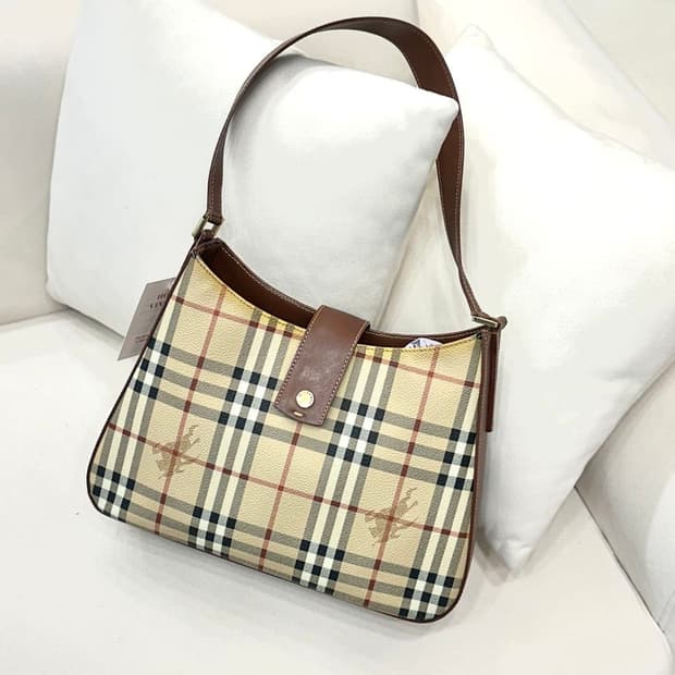 버버리 노바체크 숄더백 (정품)